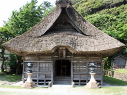 白山神社本殿